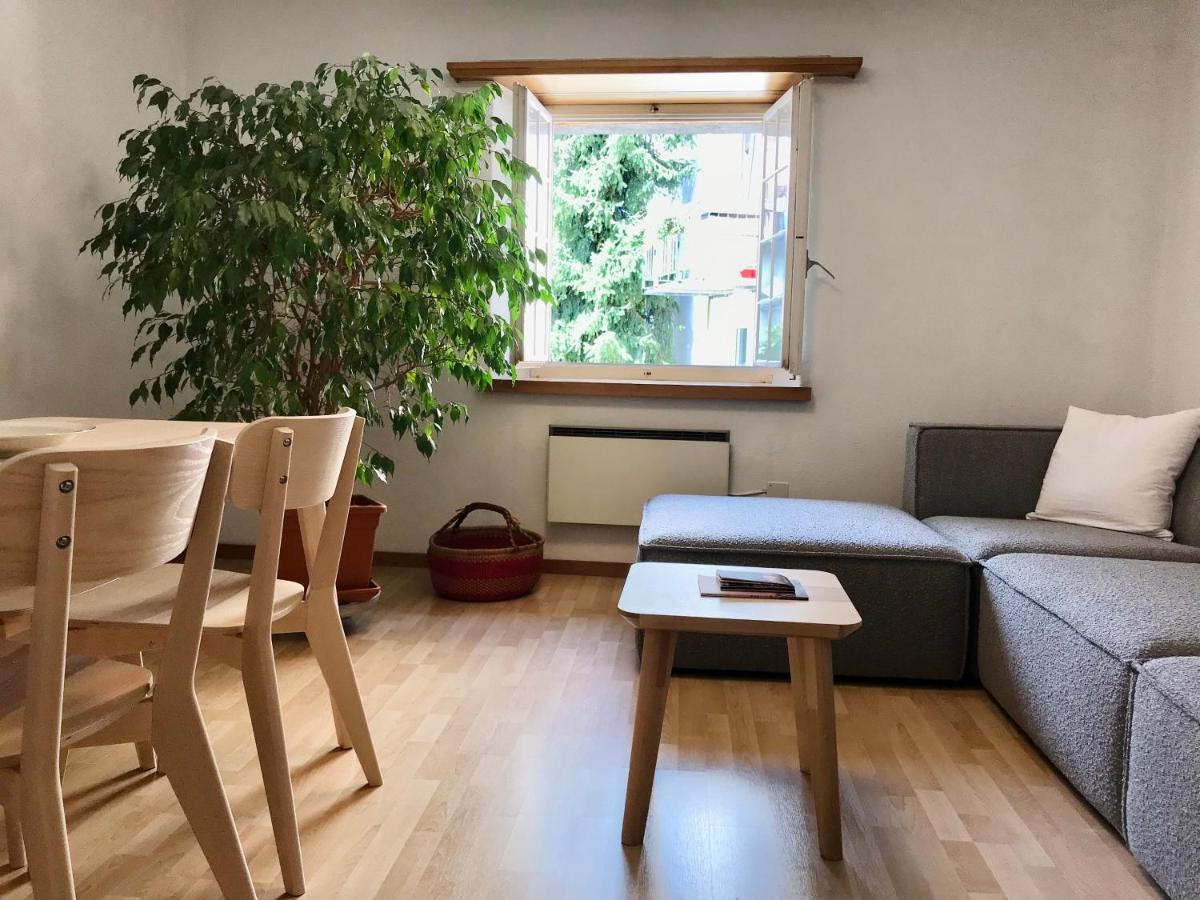 Centrally Located Apartment In Poschiavo Exterior photo